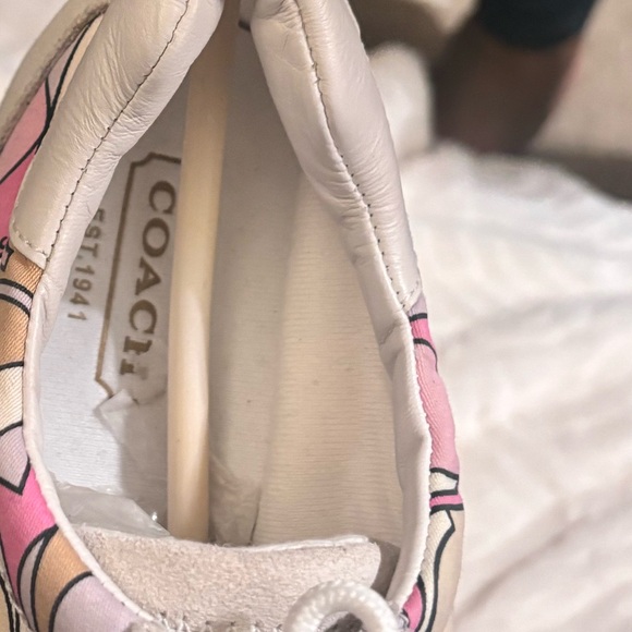 COACH Katelyn Tan White Lace Up Sneakers Suede Size 9M. New. No Box - Picture 8 of 9